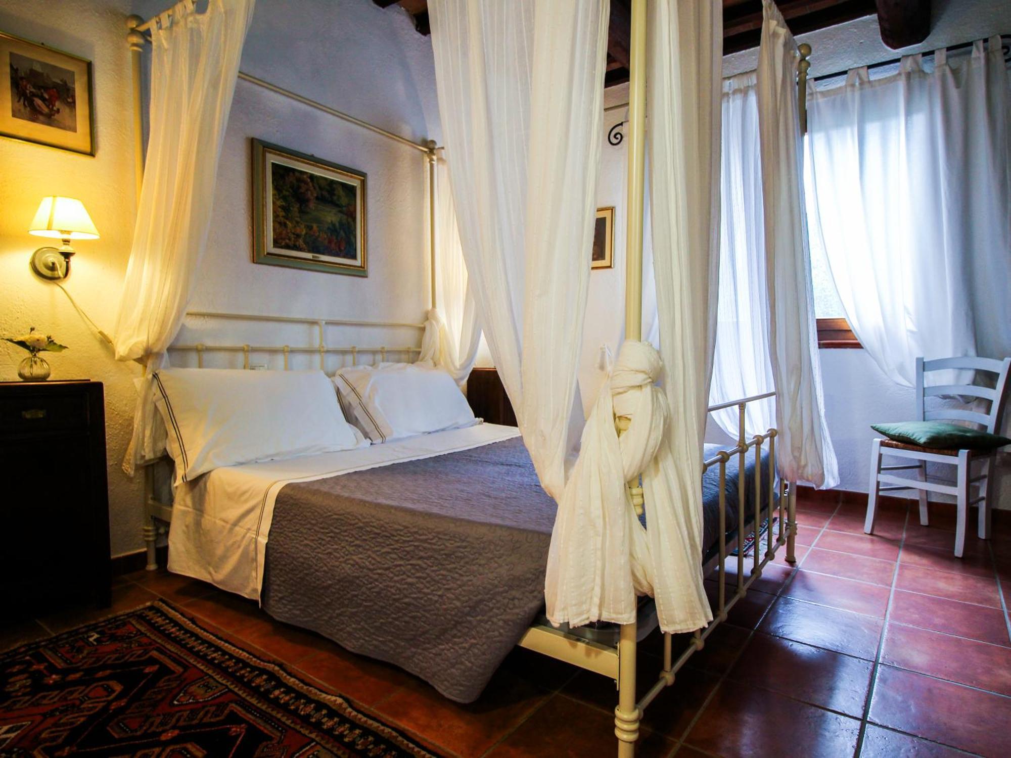 Agriturismo Boschi Di Montecalvi スヴェレート エクステリア 写真