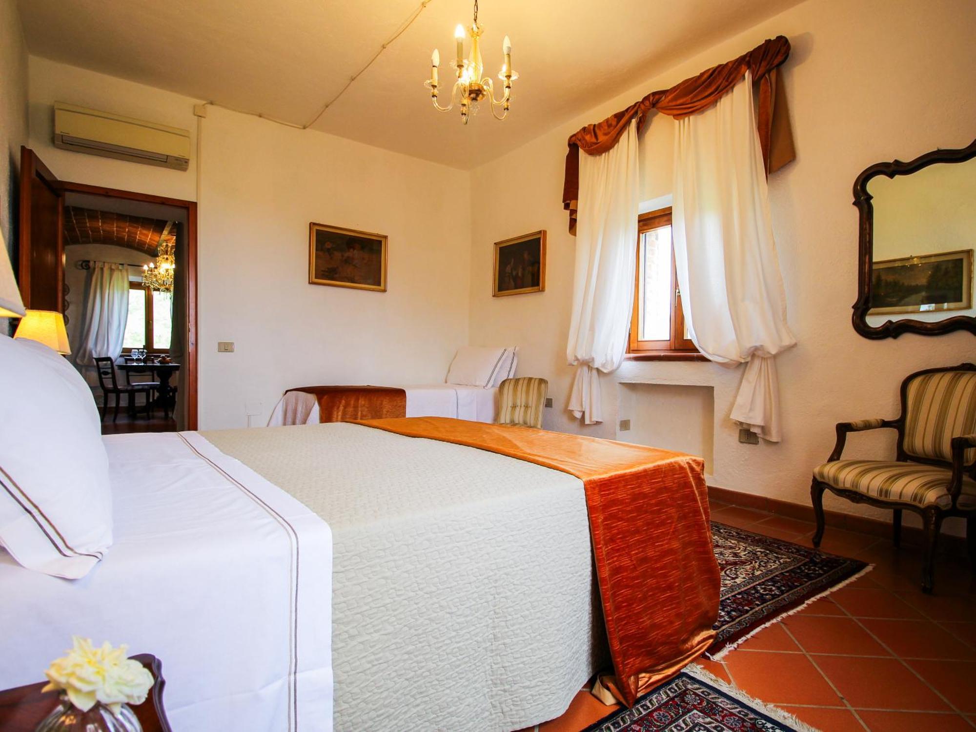 Agriturismo Boschi Di Montecalvi スヴェレート エクステリア 写真